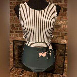 Albion One Piece Swimsuit Size Small